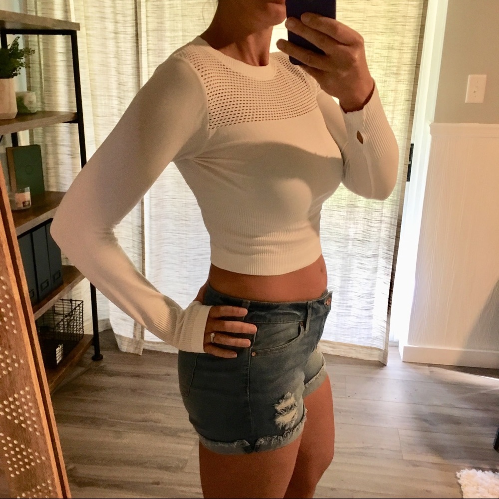 SALE🧁 HAYDEN - crop top - Picture 8 of 8